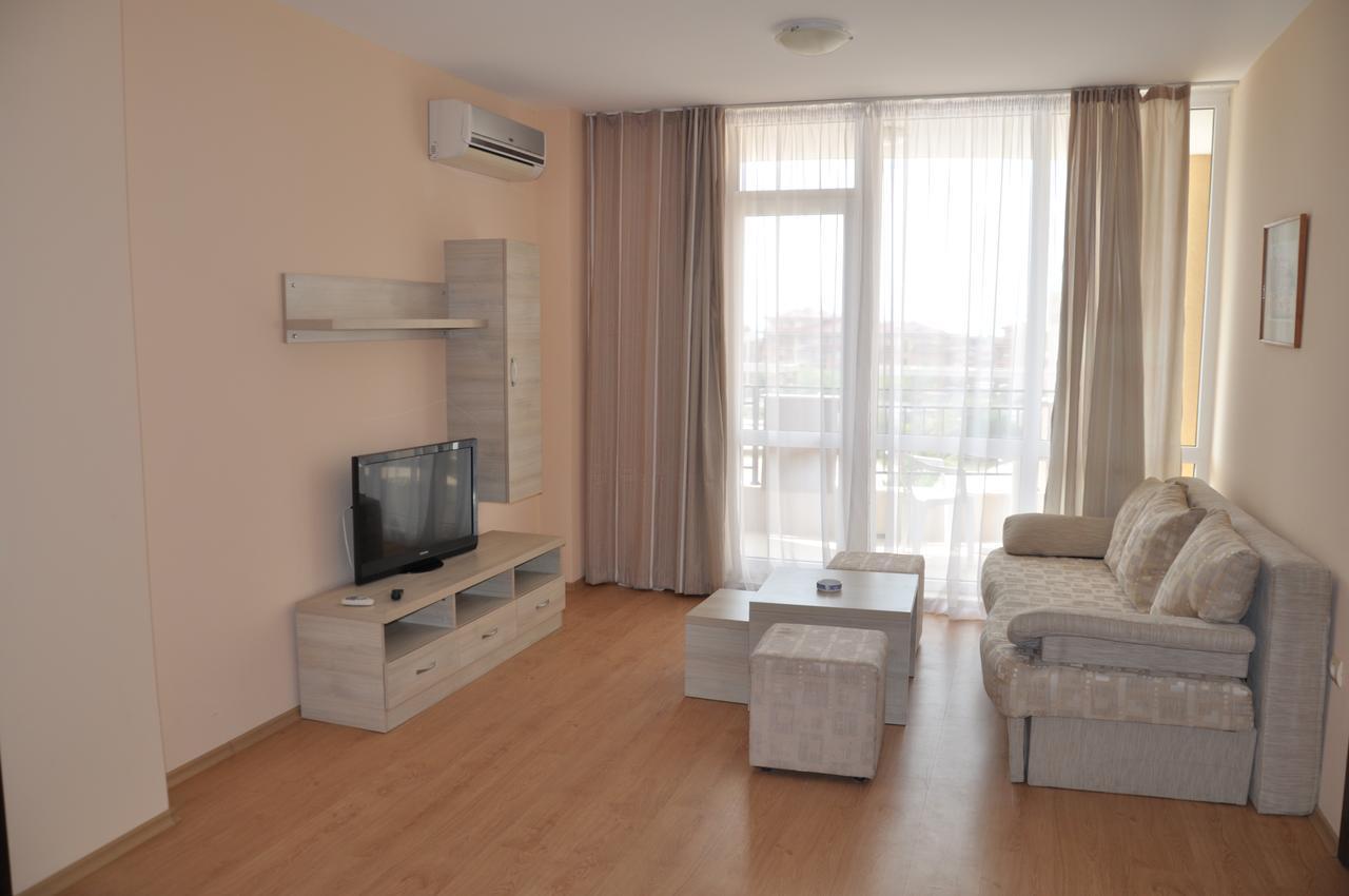 Luxor Apartments Pomorie Exterior photo